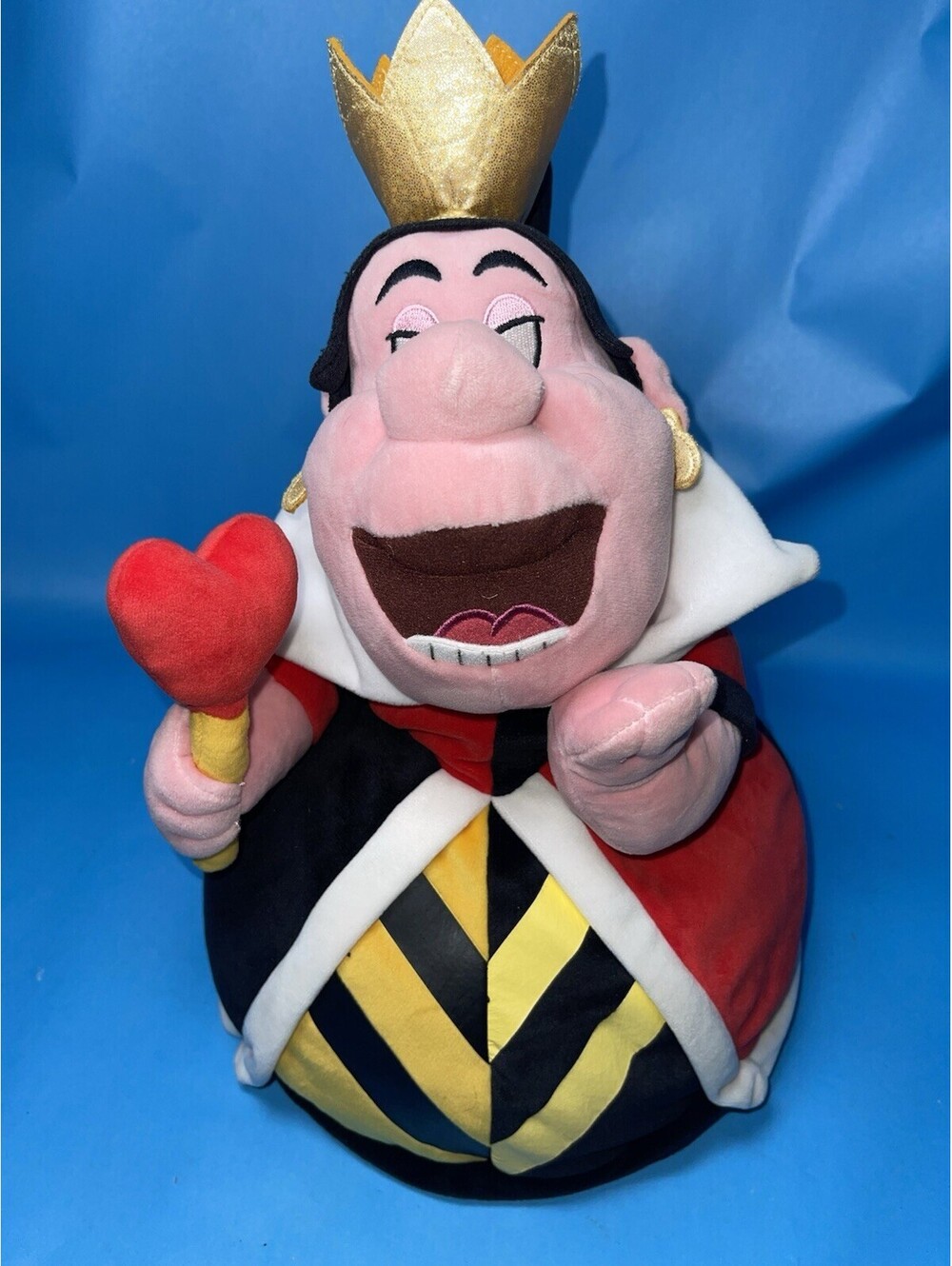 Disney Store Queen of Hearts Alice in Wonderland Plush Stuffed Toy 15”